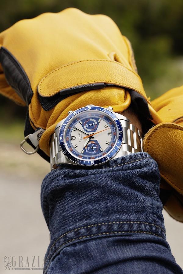 Heritage Chrono Blue_3.png