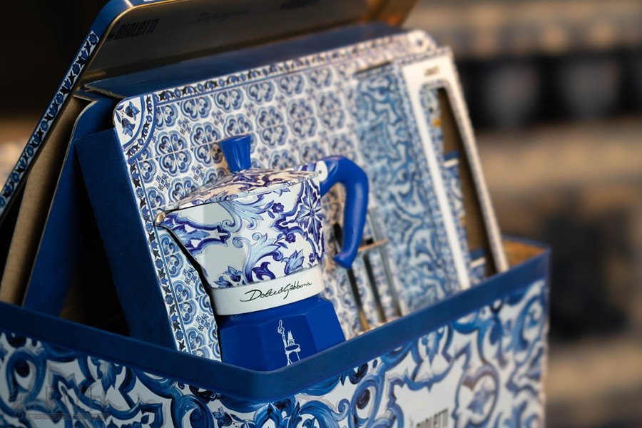 DOLCE&GABBANA Bialetti 摩卡壶 Blue Maiolica.jpg