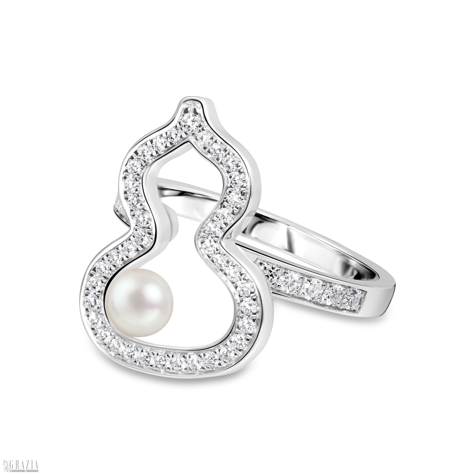 Wulu 18K 白金钻石及Akoya 珍珠中号戒指.jpg