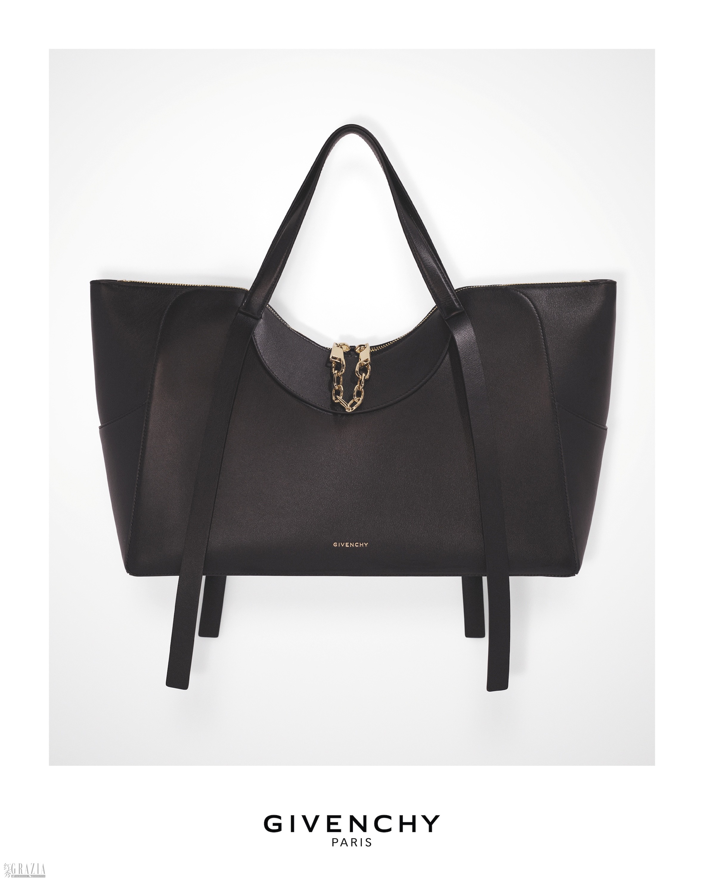 GIVENCHY_2026_SNATCH_BAG_CAMPAIGN_4x5_LOGO_06.jpg