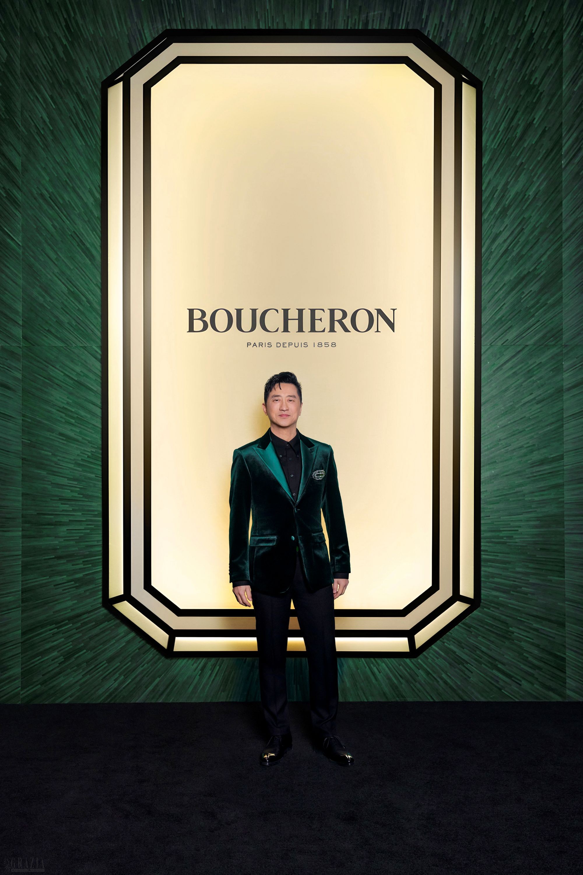 庾澄庆佩戴Boucheron宝诗龙Histoire de Style, Like a Queen高级珠宝系列Green Garden胸针出席活动.jpg