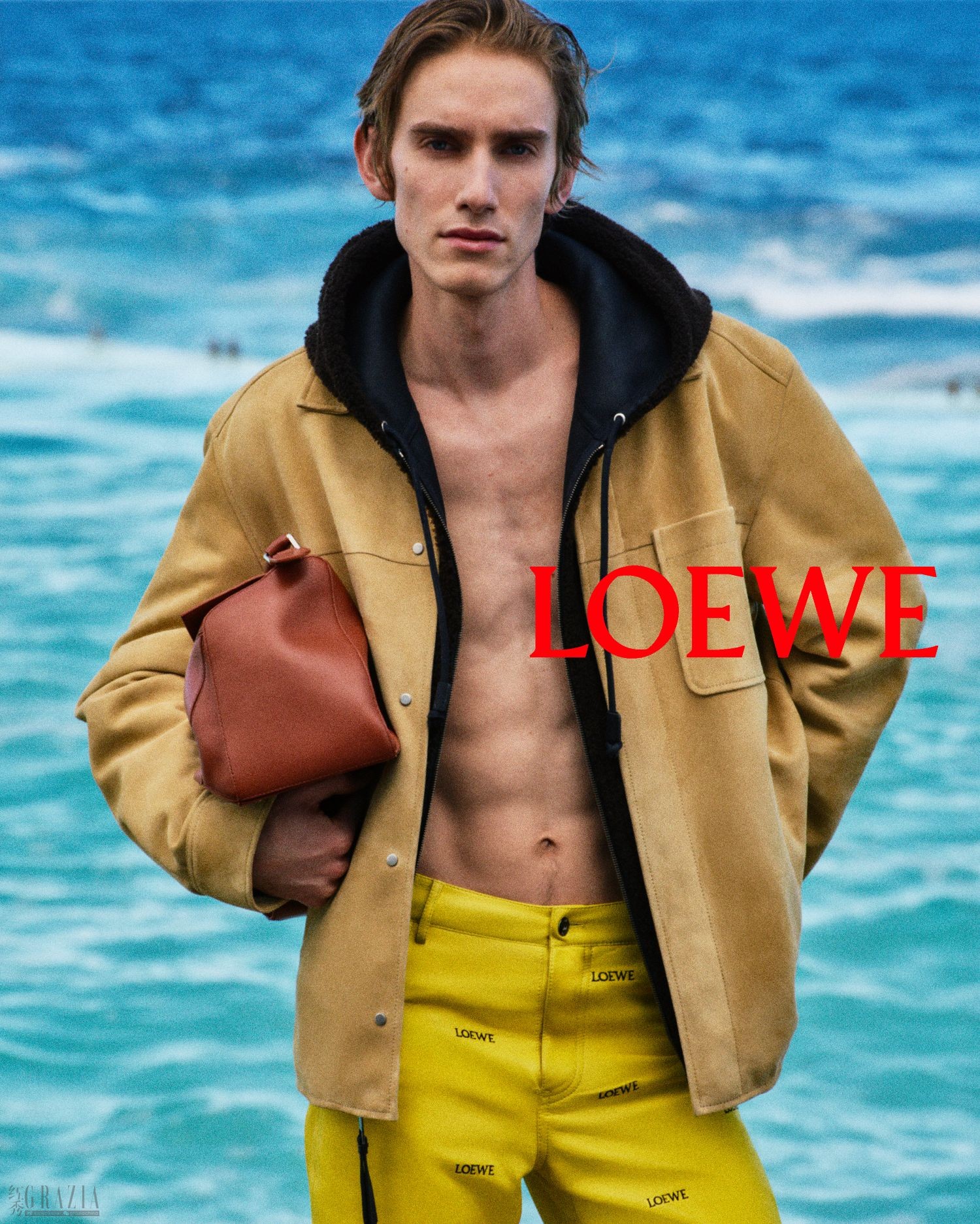 LOEWE FW26 PRECOLLECTION CAMPAIGN LEVON HAWKE 3.jpg