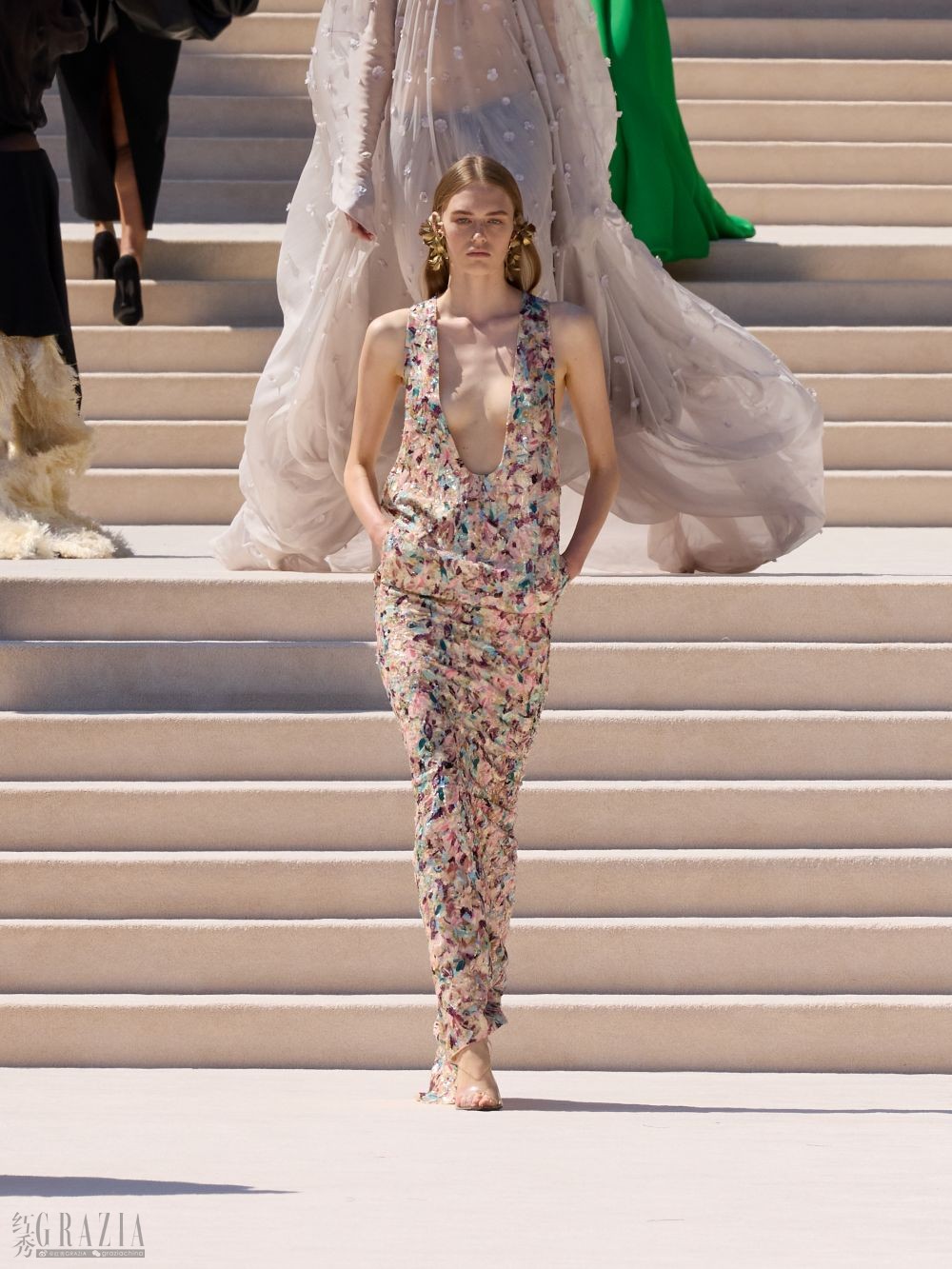 LOOK36_A_FRONT_2115.jpg