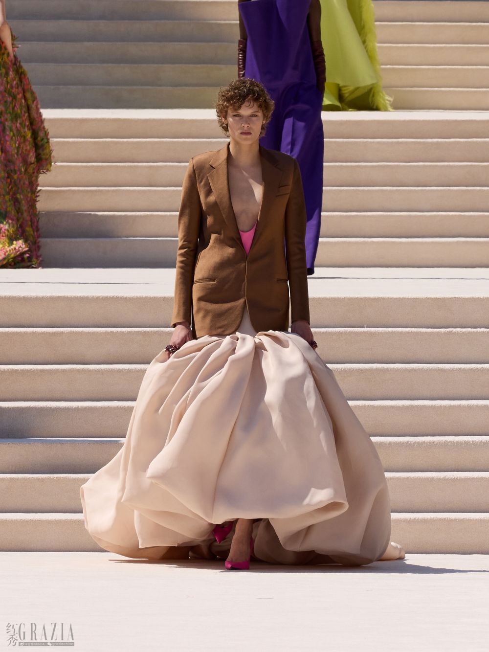 LOOK16_A_FRONT_0956.jpg