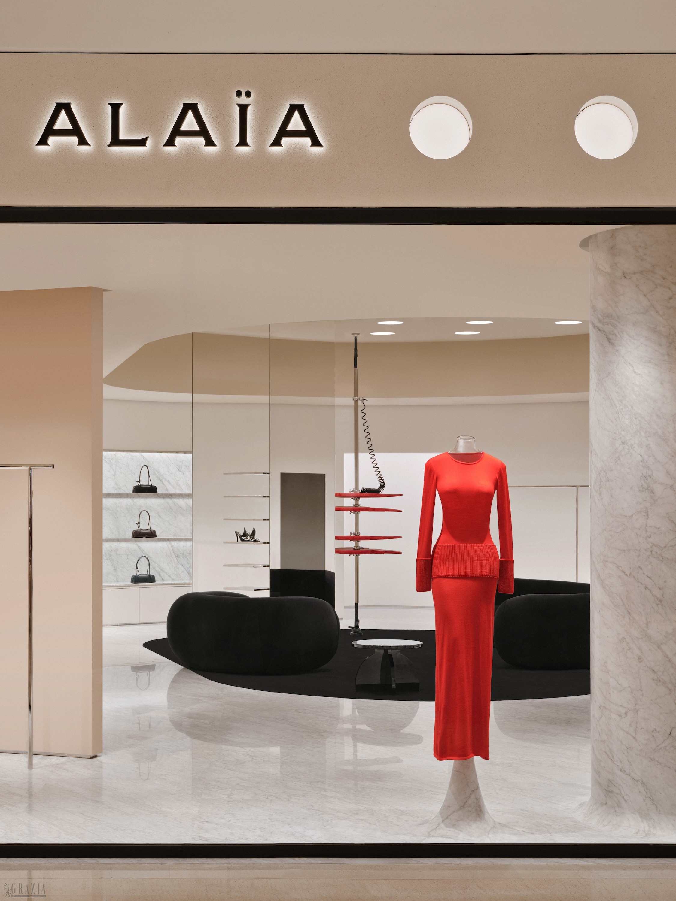 ALAÏA - PLAZA 66 (2).jpg