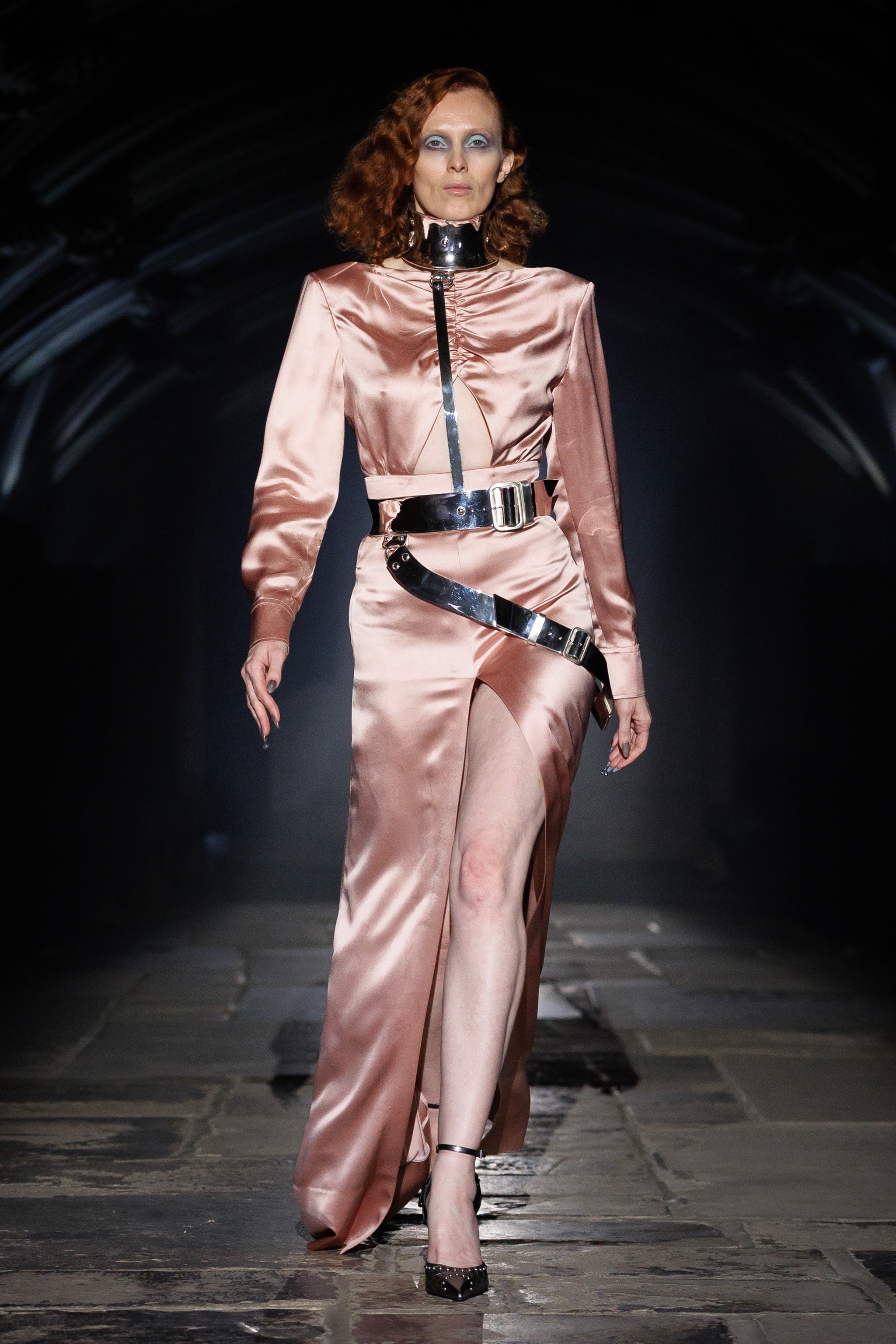 McQueen_SS27_Press_Look_02.JPG