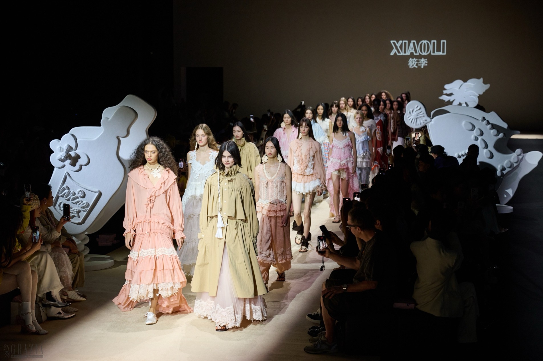 BEYOND BLUE｜XIAOLI筱李2027春夏系列：一条鱼的环球旅行，以海之诗语重塑自然浪漫1.jpeg