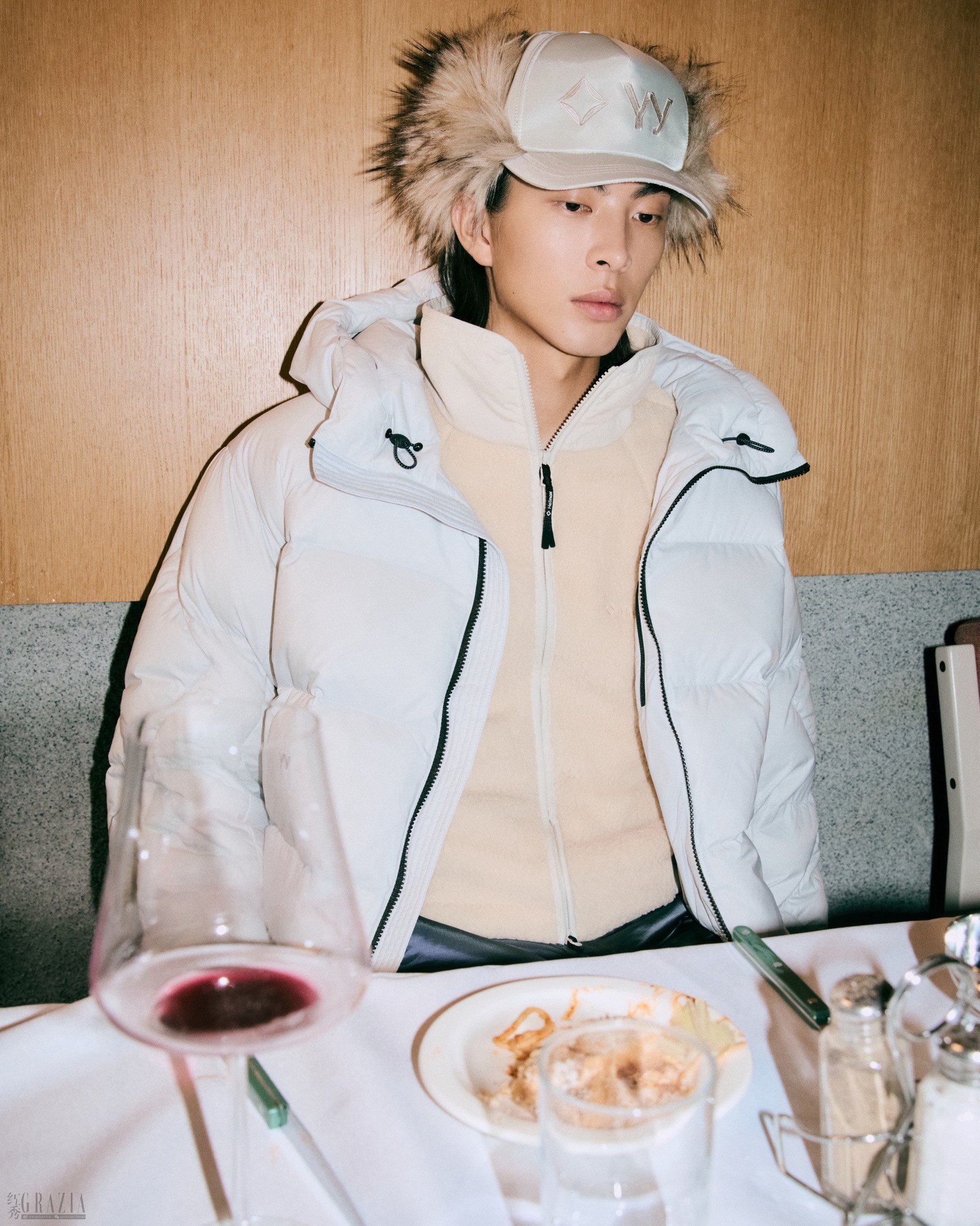 YY_0024_F5.jpg