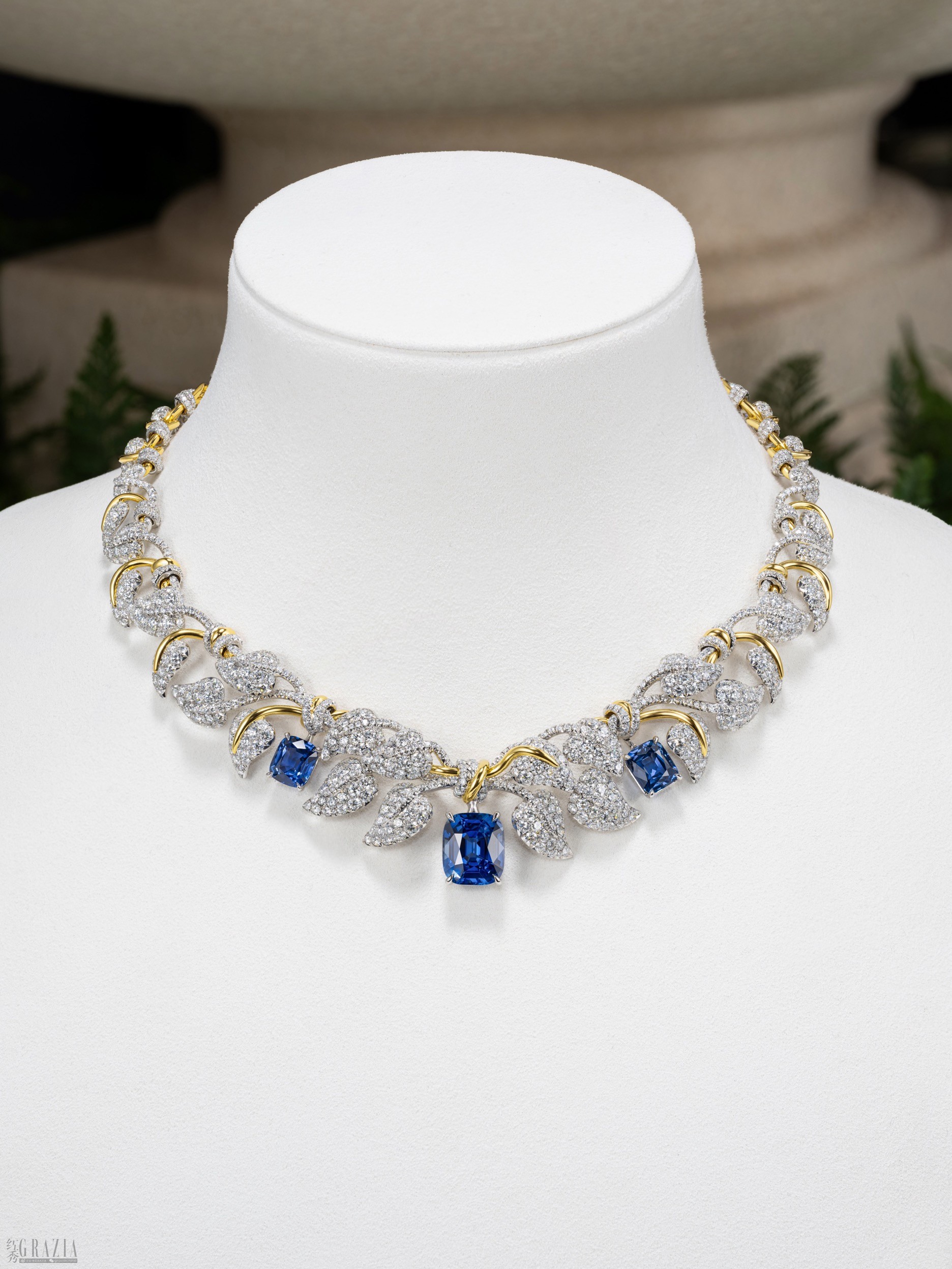 蔓隐蝶踪（Monarch）主题项链，蒂芙尼2026 Blue Book高级珠宝系列Hidden Garden花语秘境.jpg