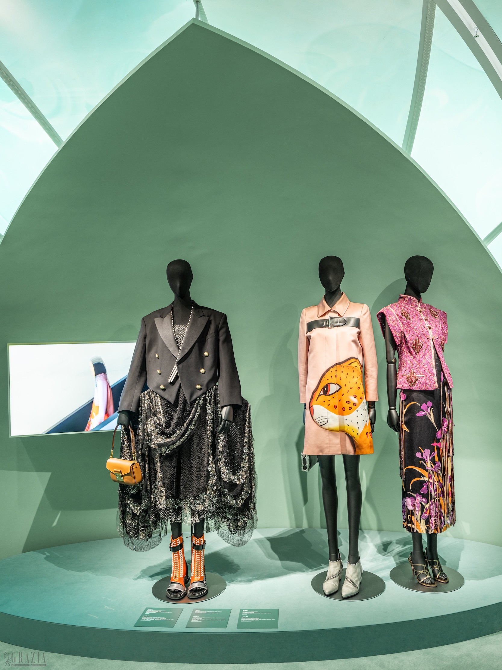 LV & CHINA (1).jpg