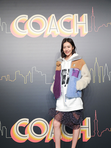 Coach发布2019早秋高级服饰系列  Coach中国首秀点亮魔都