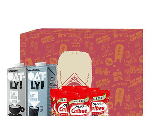 【OATLY新春限定联名礼盒】OATLY X Calbee卡乐比 