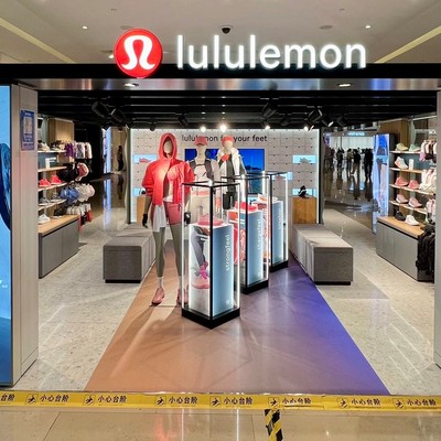 Strongfeel女士训练鞋上市 lululemon秋季鞋履系列亮相