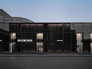 BALENCIAGA 上海兴业太古汇旗舰店盛大启幕