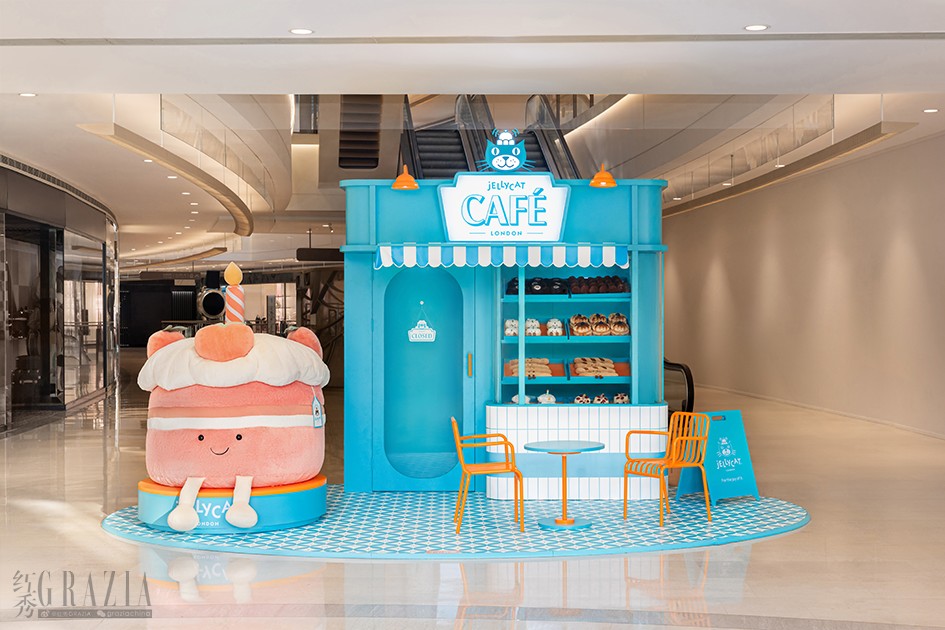 ctwjr20250909162159.png 20-Jellycat CAFÉ上海限时体验店室内展示区.png