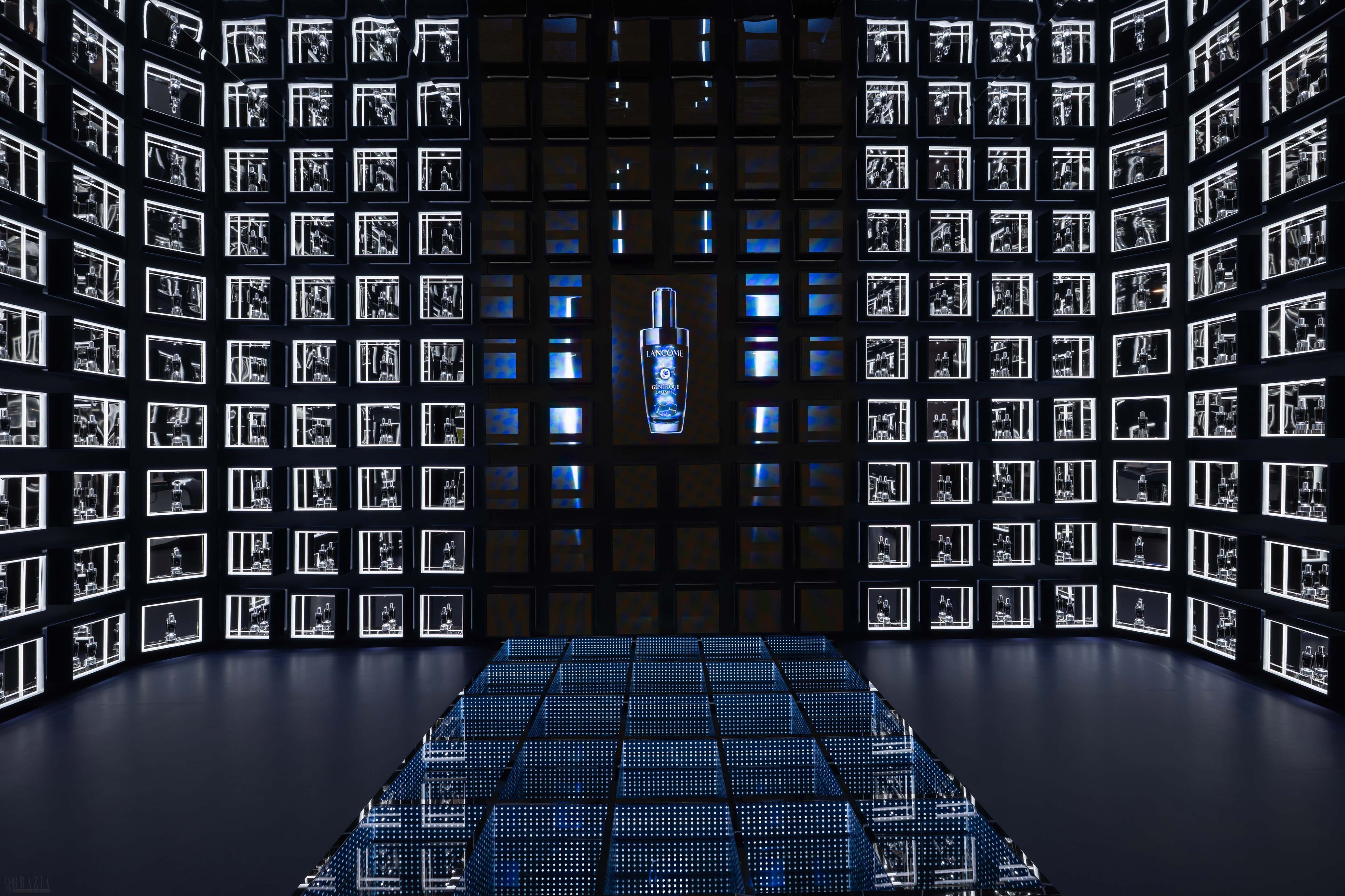 11.“以科学突破，重塑美之想象”展区.jpg