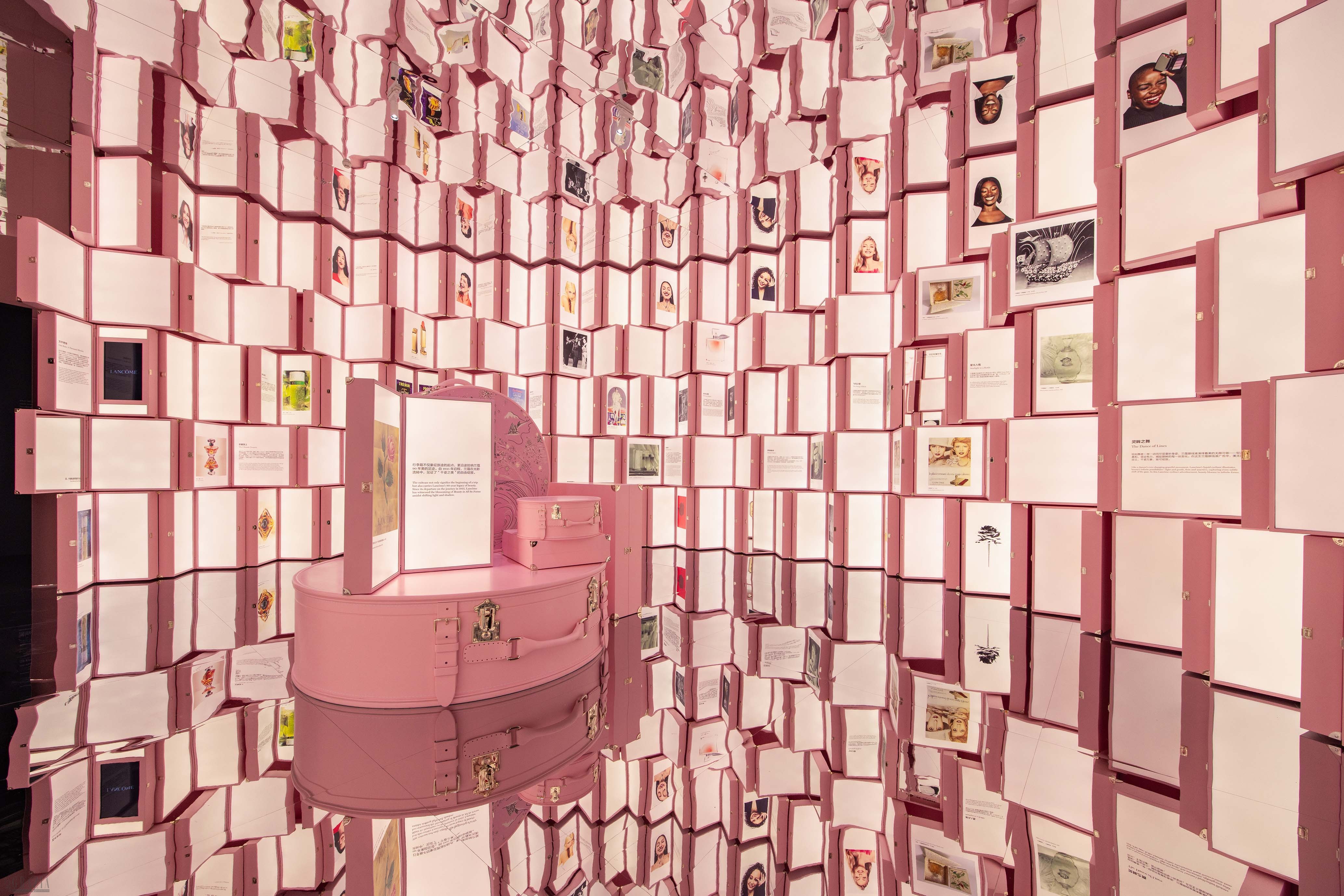 6.“千姿之美空间”展区.jpg
