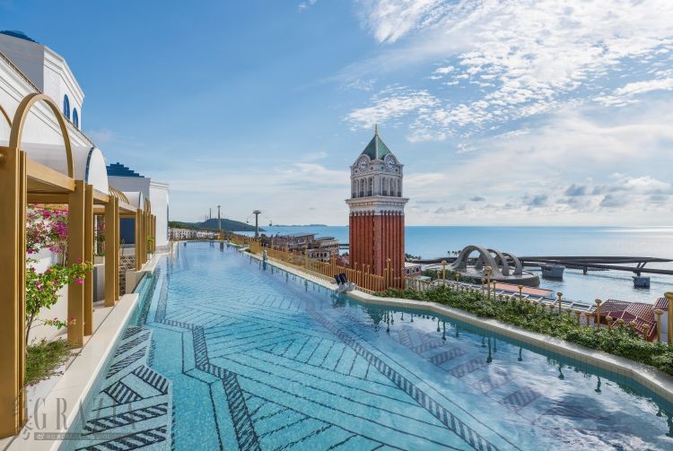 nlnnz20260127145203.jpg Francesca Pool.jpg