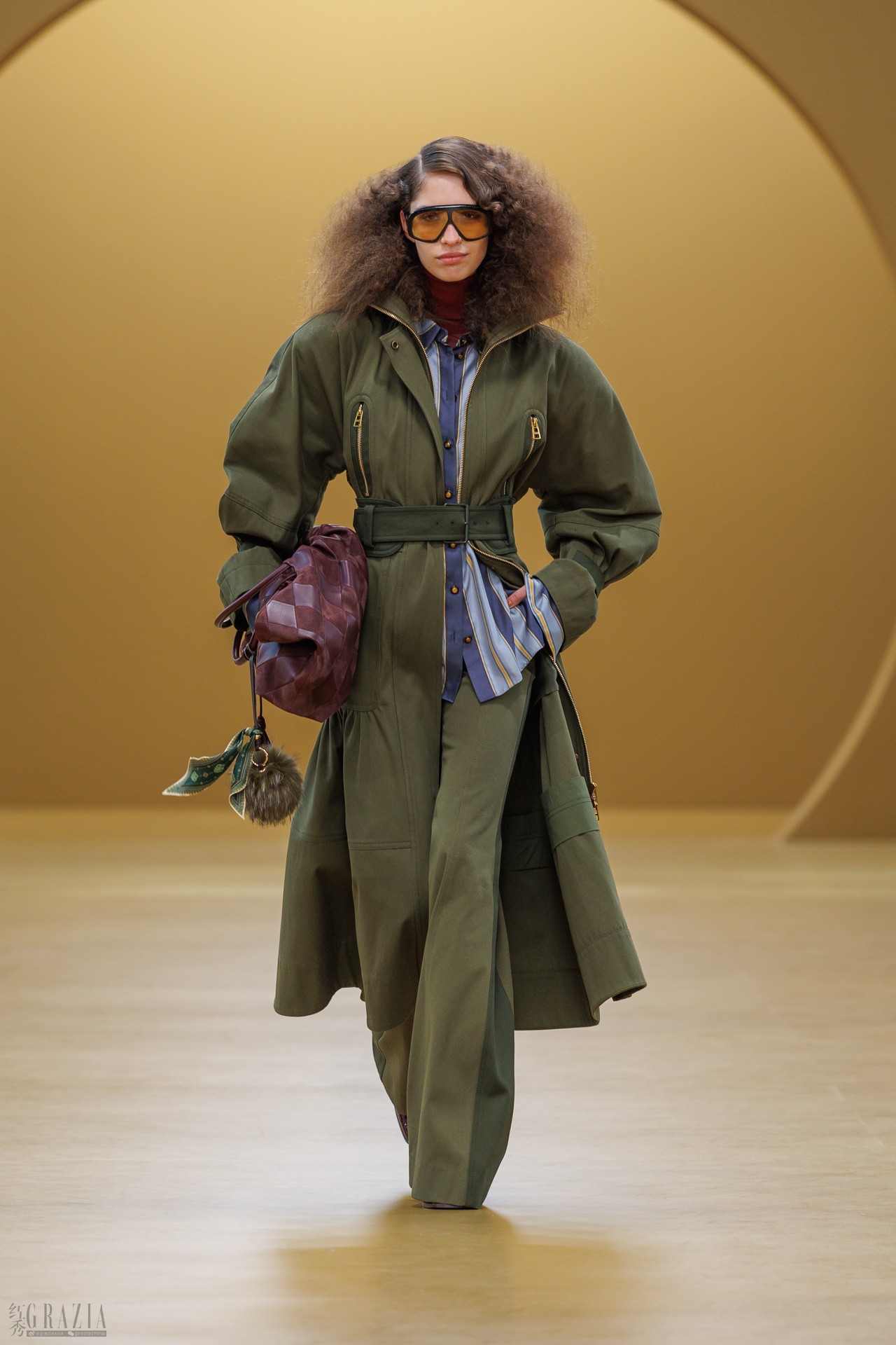 ZIM F26 FOH_STILLS_2x3_15.jpg