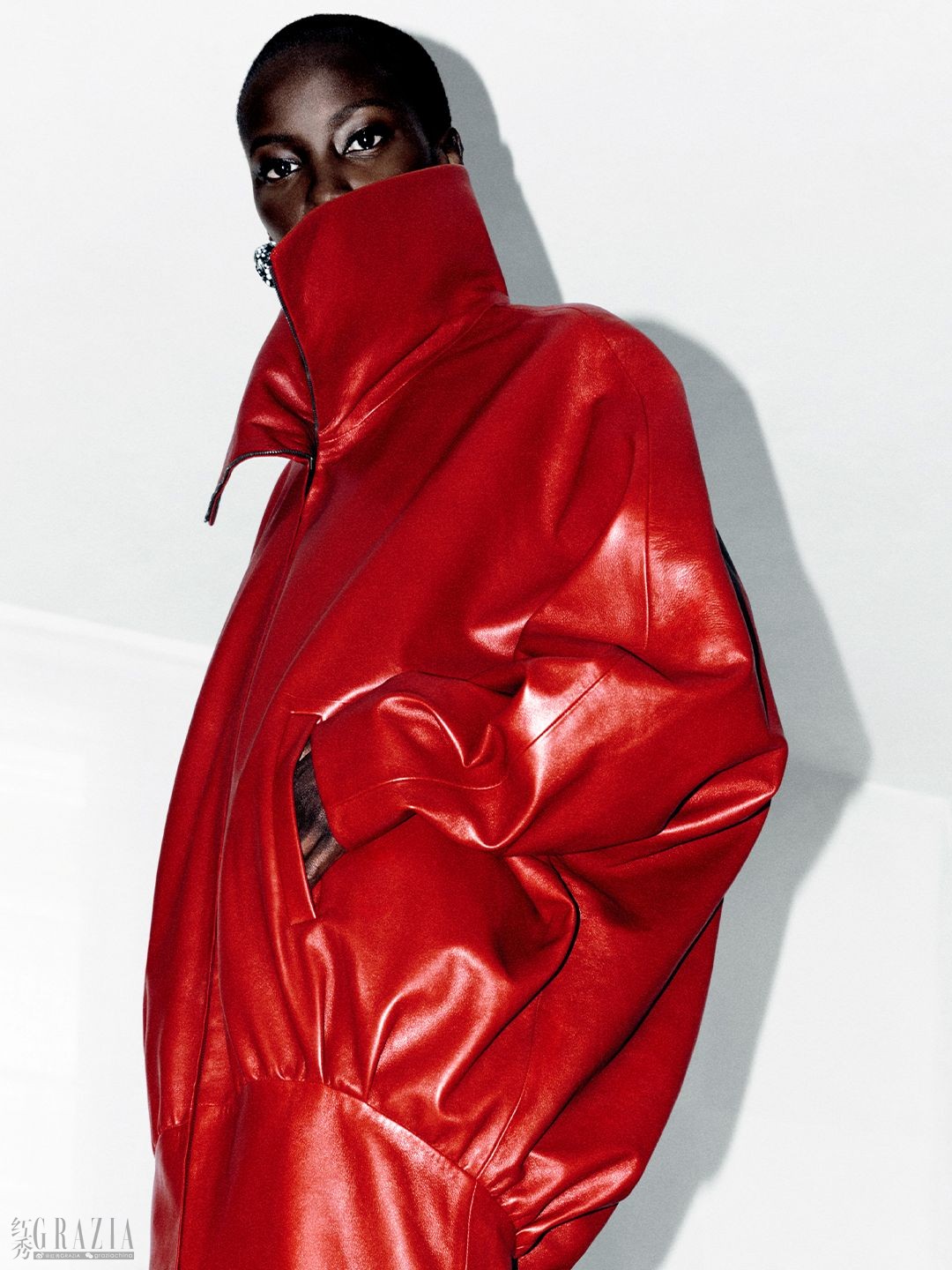 BALENCIAGA WINTER26 CAMPAIGN STILLS IMAGE - ANOK 7.jpg
