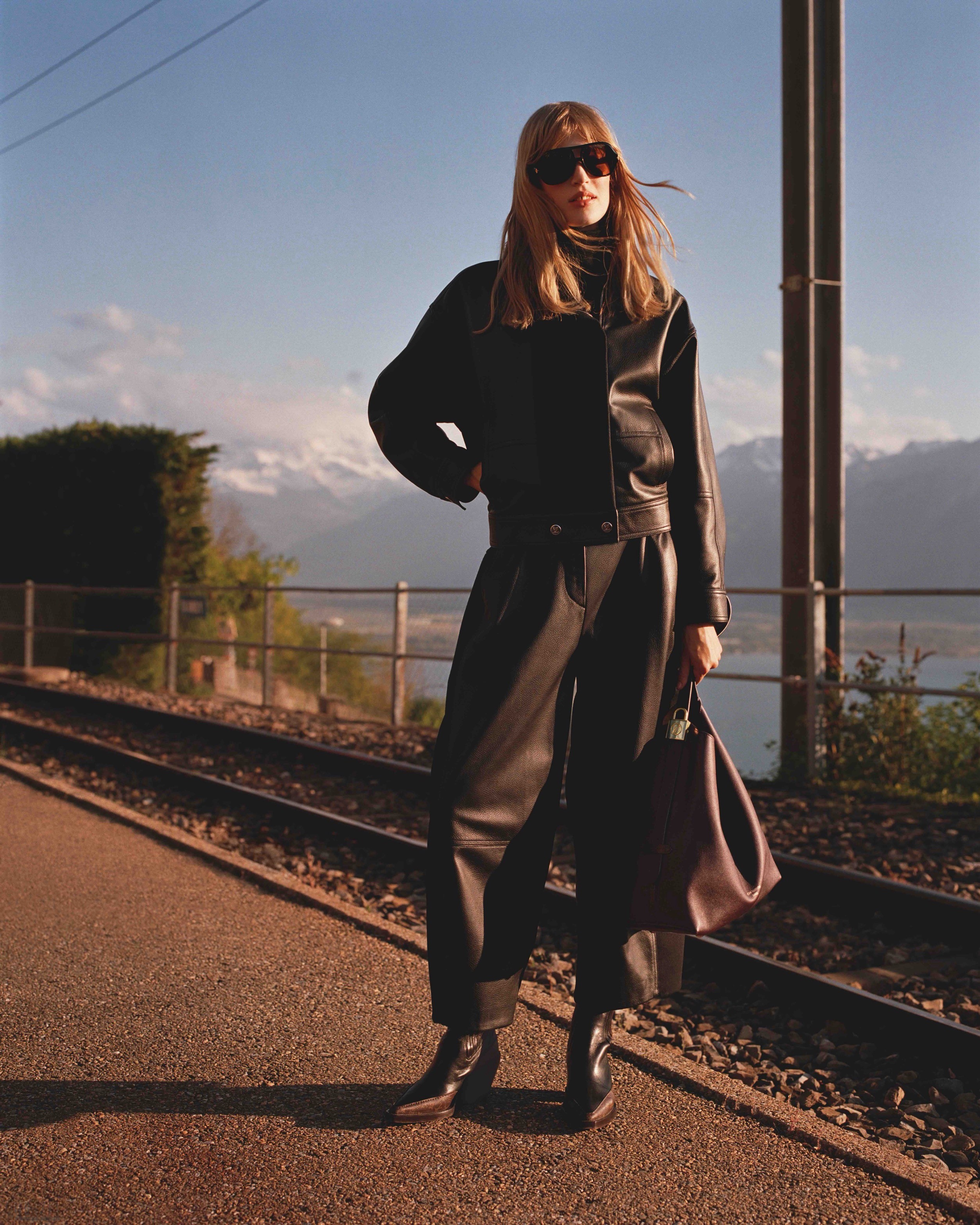 LOUIS VUITTON FLIGHT MODE SEPTEMBER 2026 - DIGITAL CAMPAIGN 13.jpg