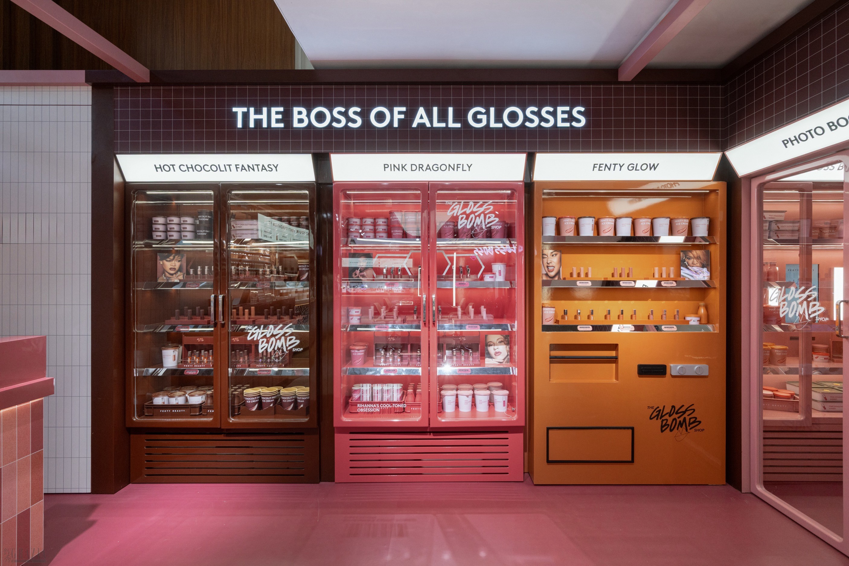 Fenty Beauty「星尘流光商店」主题店 2.jpg