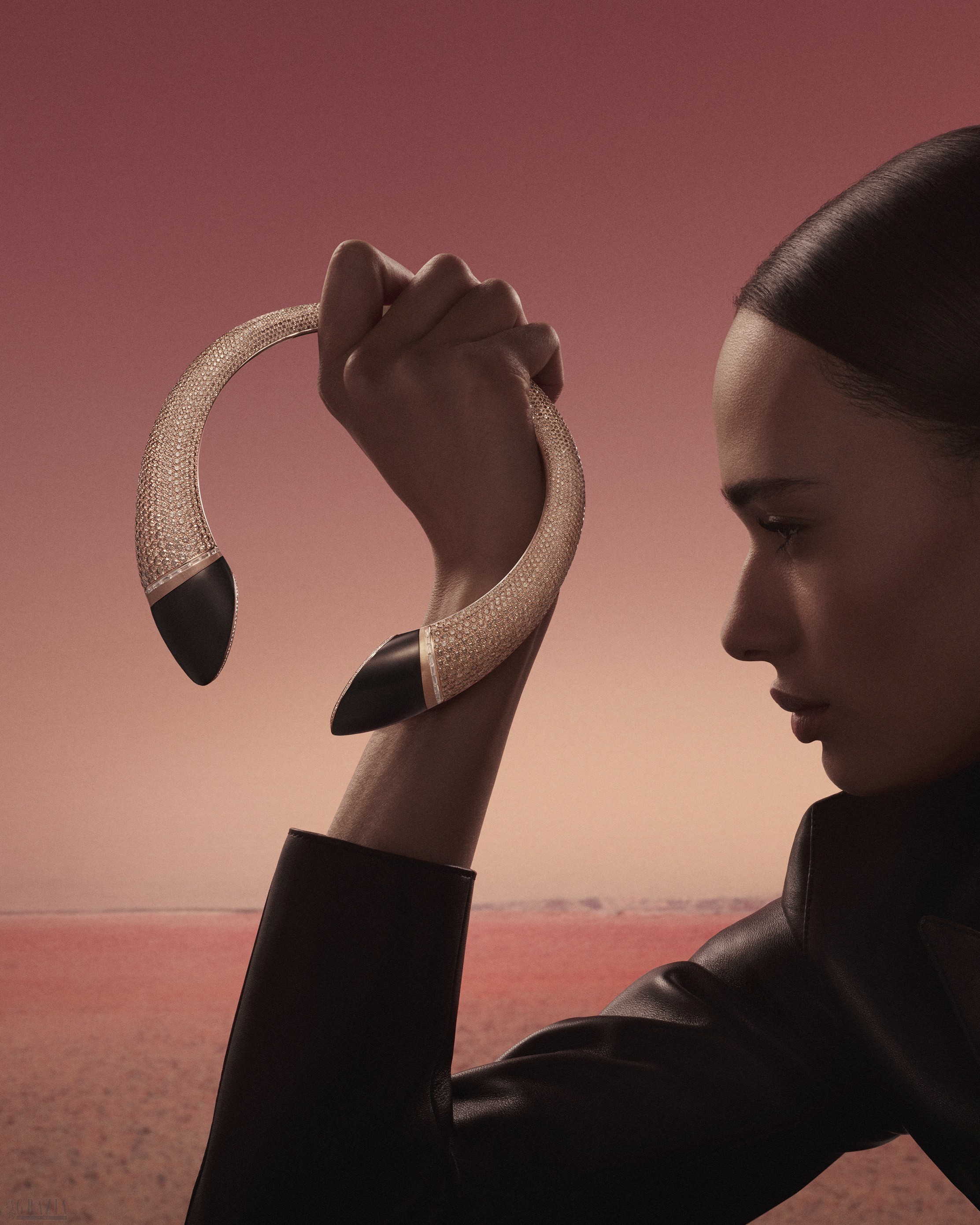 nptep20260918121028.jpg 1_Centaure-Necklace© Julien Martinez Leclerc.jpg