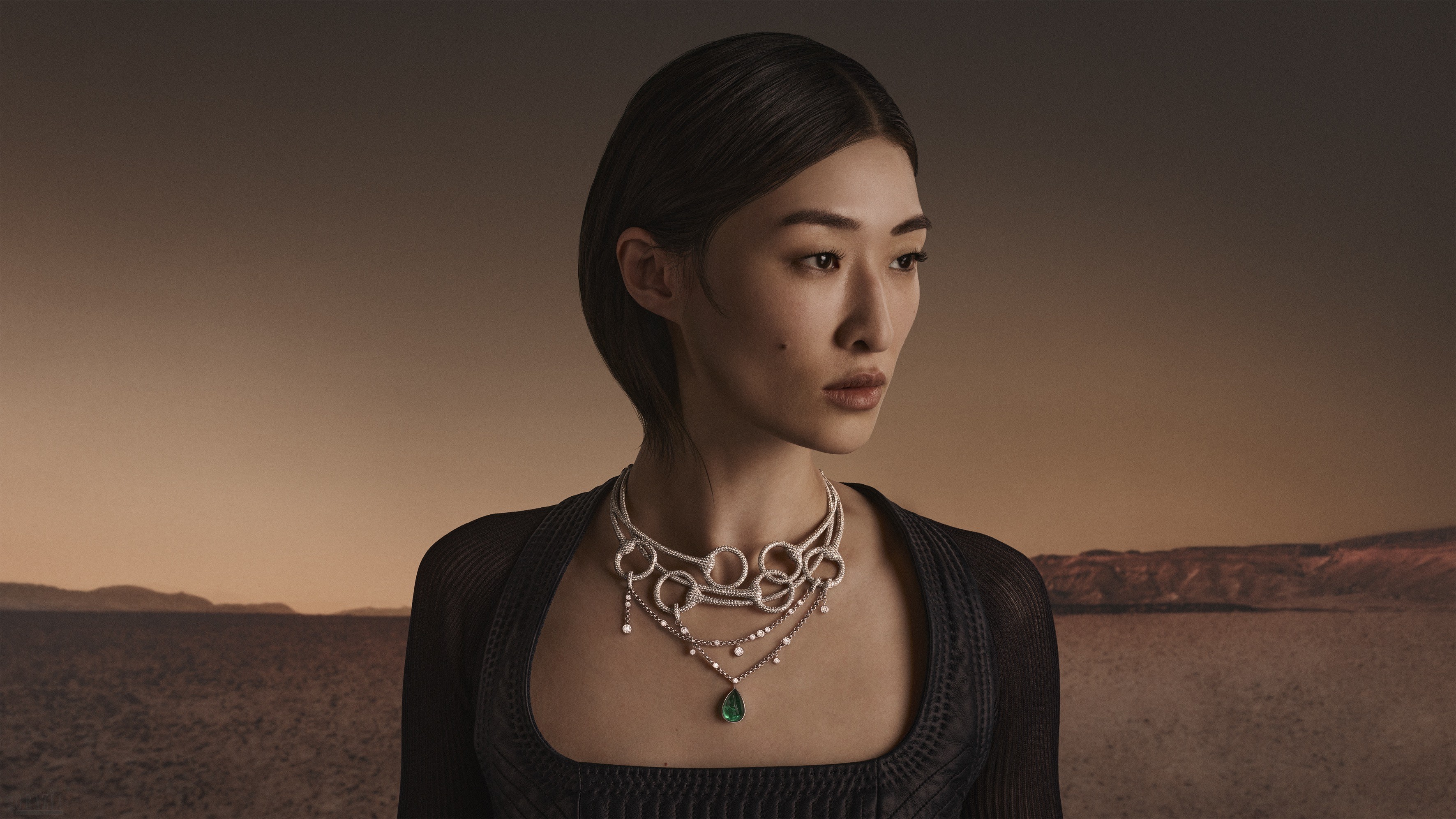 qsuog20260918120717.jpg 3_Etreintes_-_Necklace© Julien Martinez Leclerc.jpg