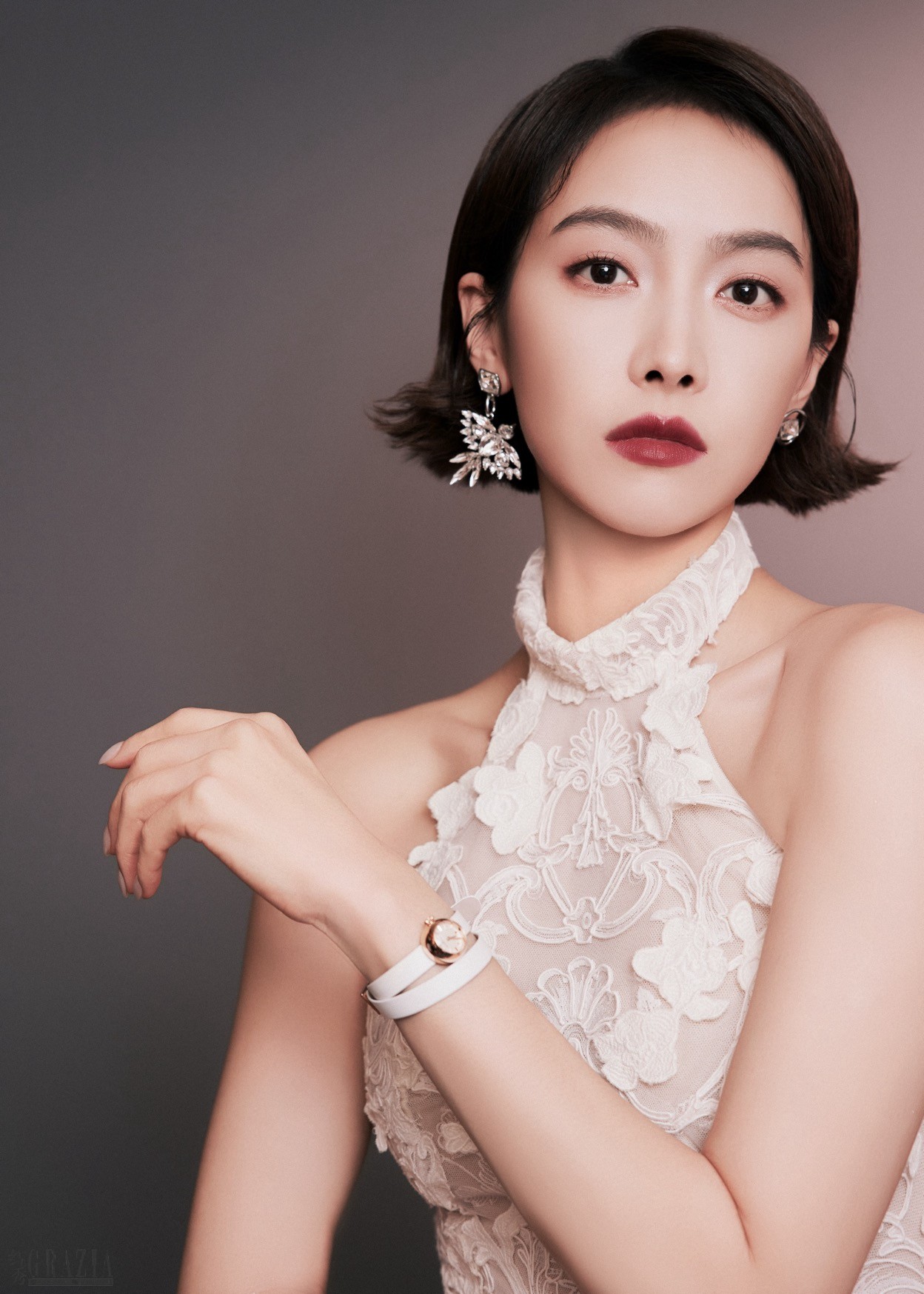 4、宝珀品牌大使宋茜佩戴Blancpain Lady B小金球腕表.jpg
