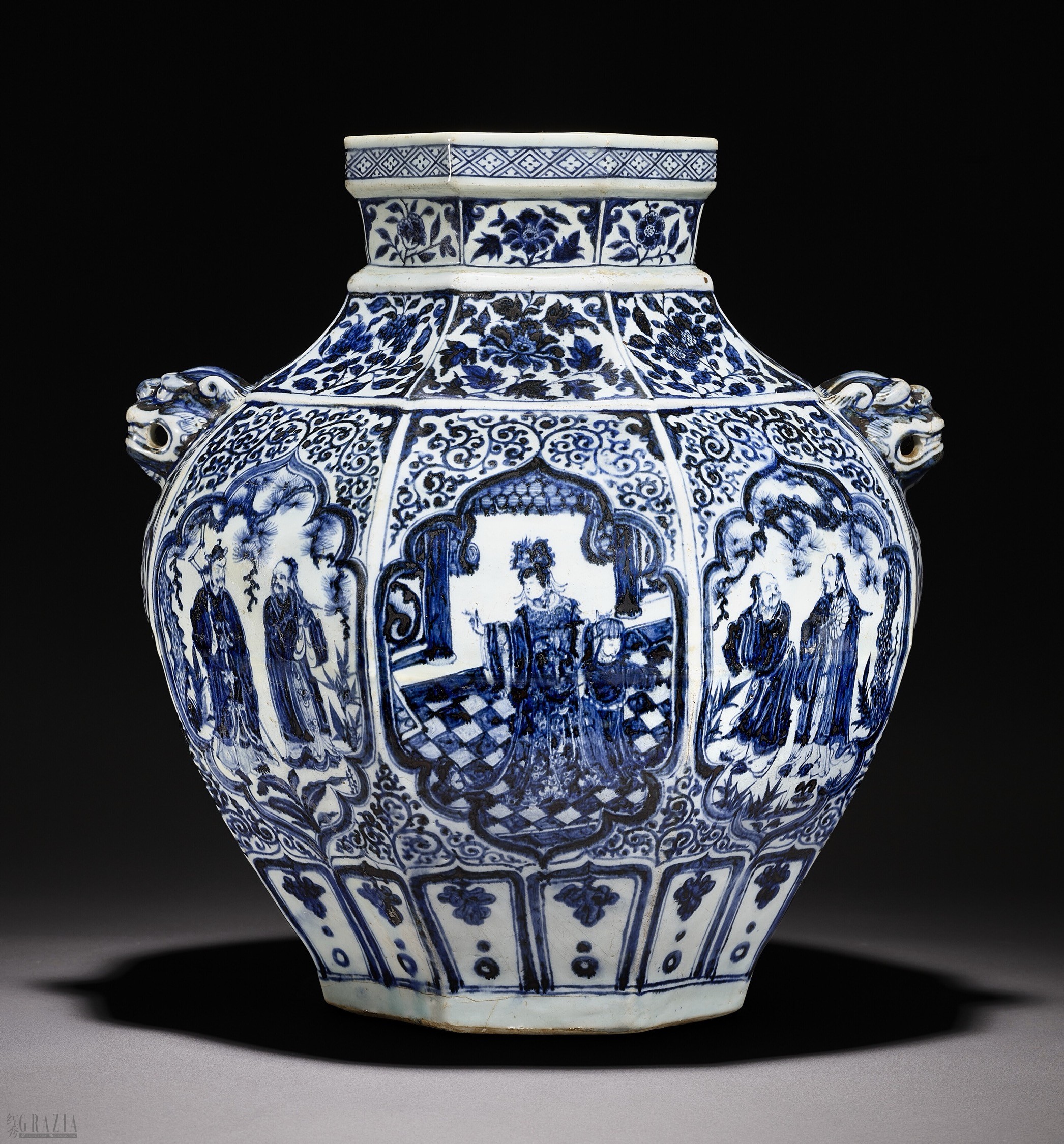 元 (1279-1368) 青花开光「西王母蟠桃会」故事图八方大罐 图片由佳士得提供©️CHRISTIE’S IMAGES LTD. 2026.jpg