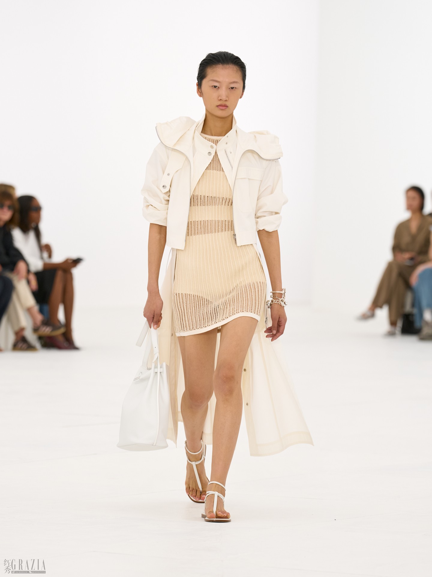 HERMES_WRTW_SS27_Runway_FilippoFior_02.jpg