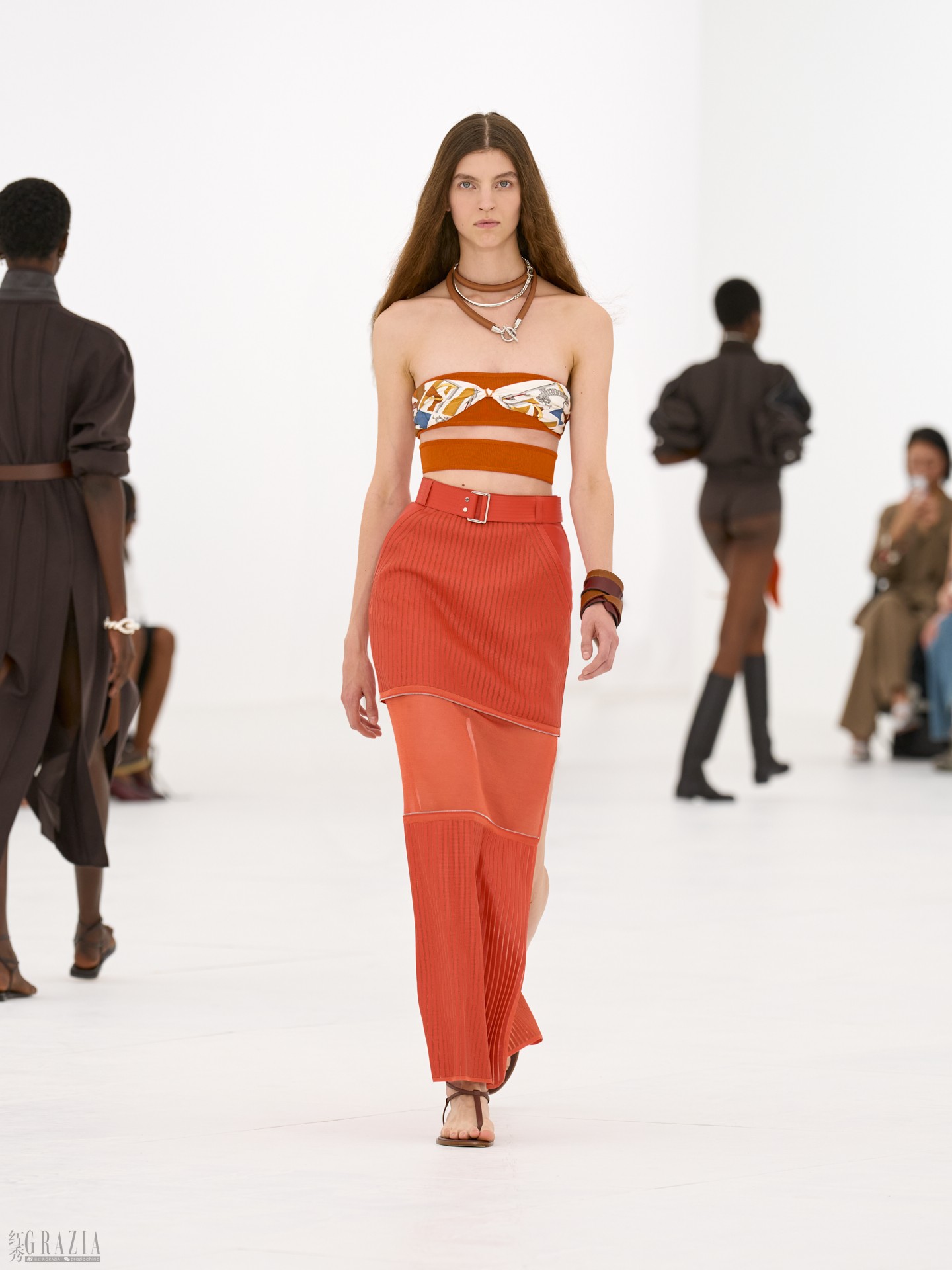 HERMES_WRTW_SS27_Runway_FilippoFior_54.jpg
