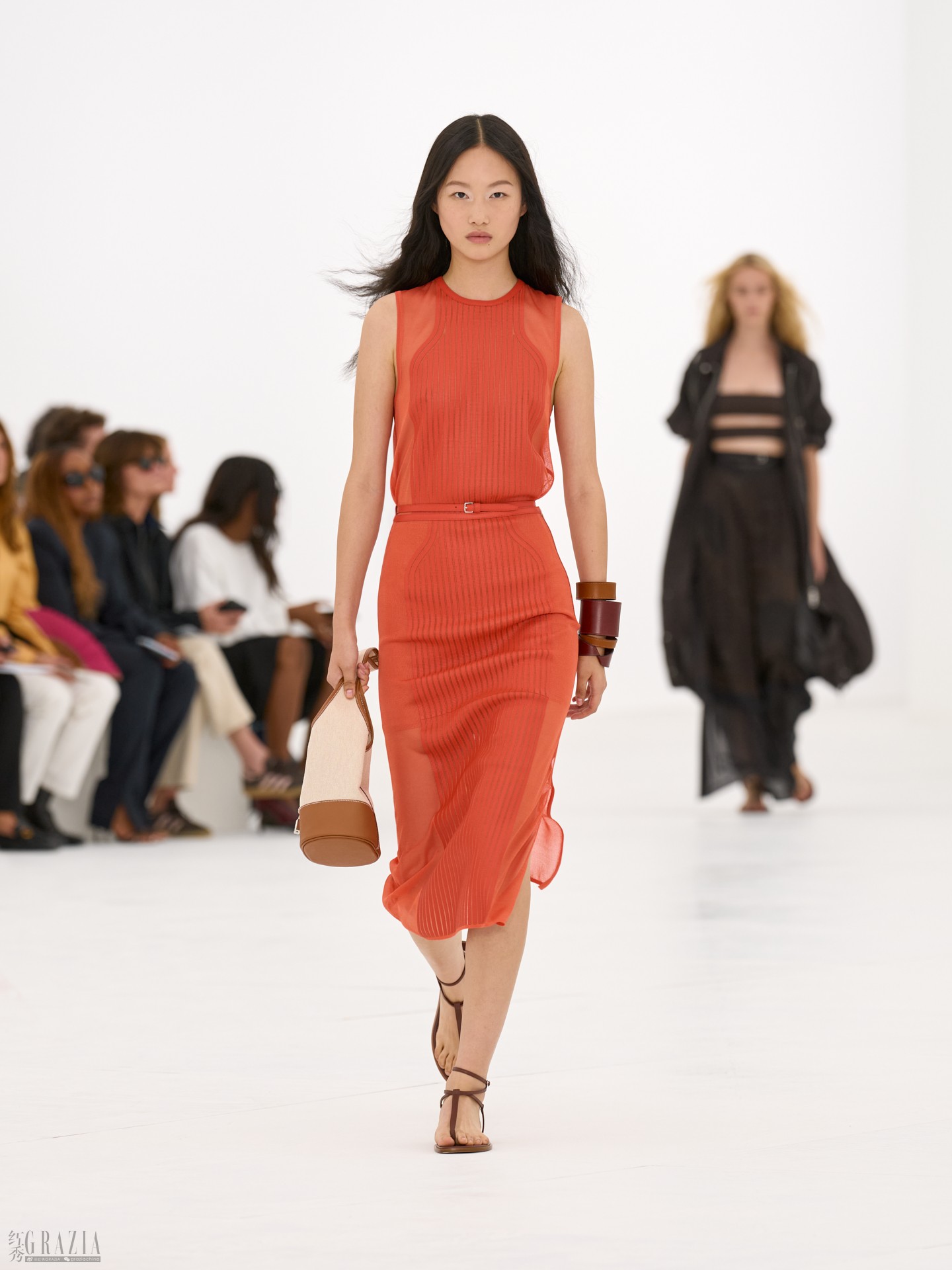 HERMES_WRTW_SS27_Runway_FilippoFior_57.jpg