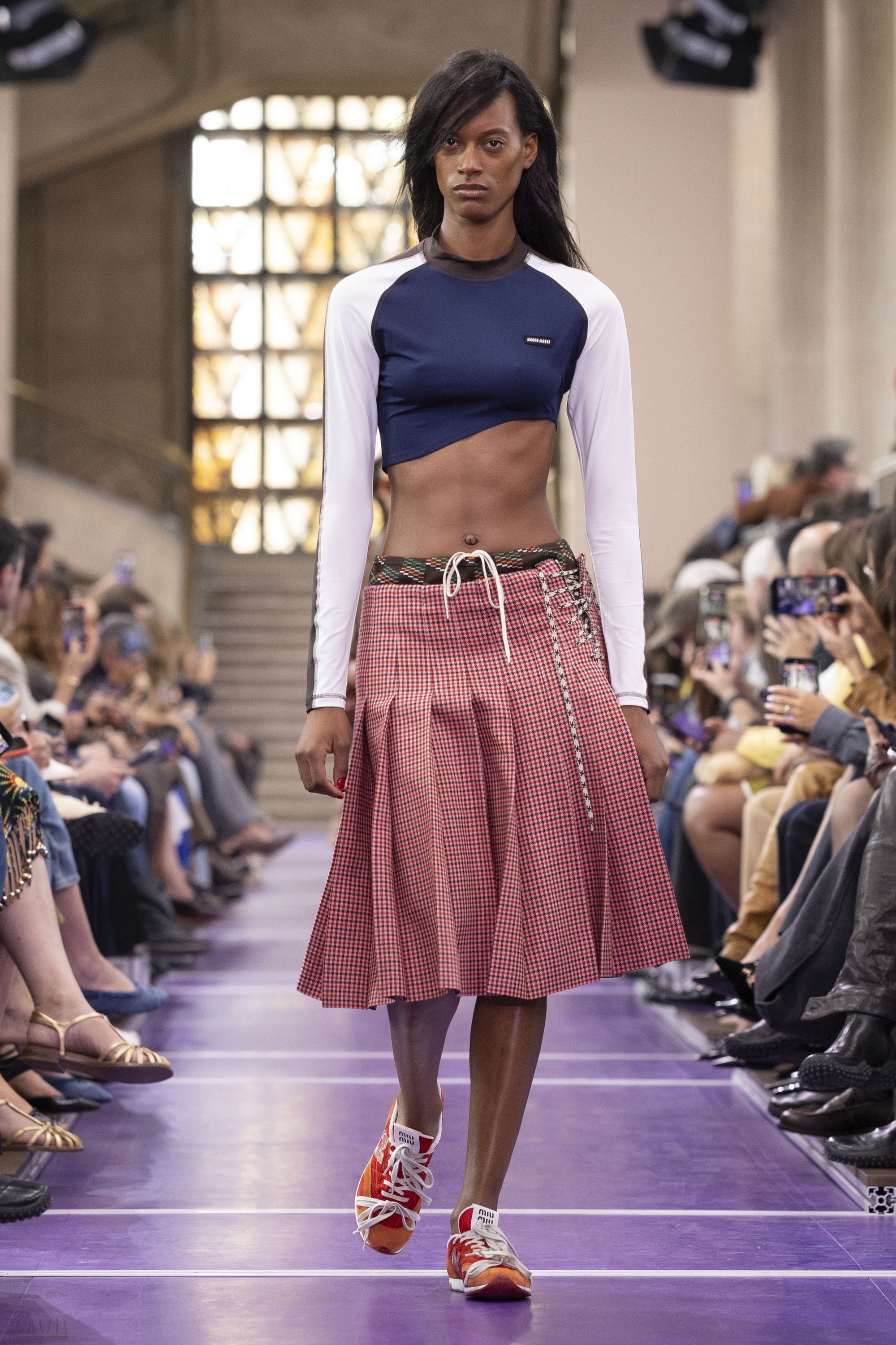 ljdtd20261005154335.jpg Miu Miu_SS27_Best Look_Miu Miu_SS27_Best Look_004.jpg