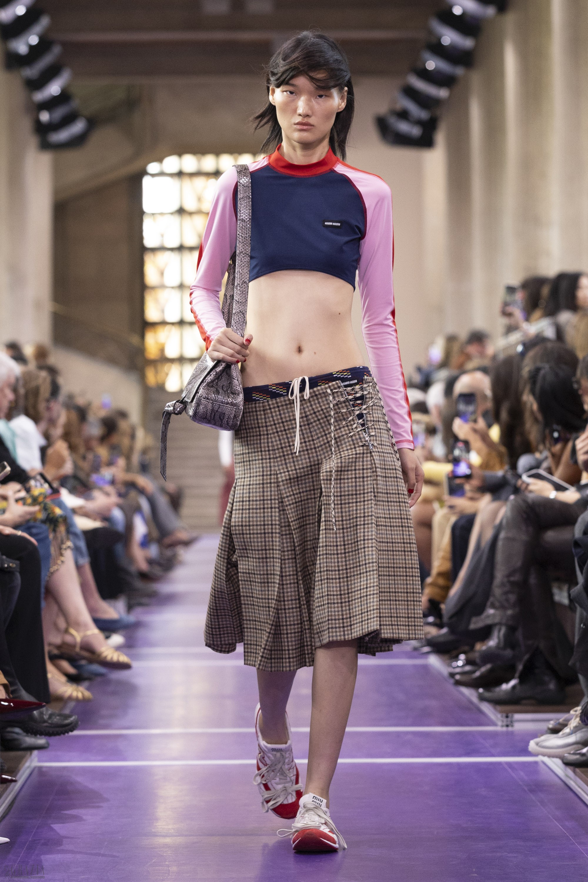 xlqsg20261005154330.jpg Miu Miu_SS27_Best Look_Miu Miu_SS27_Best Look_003.jpg