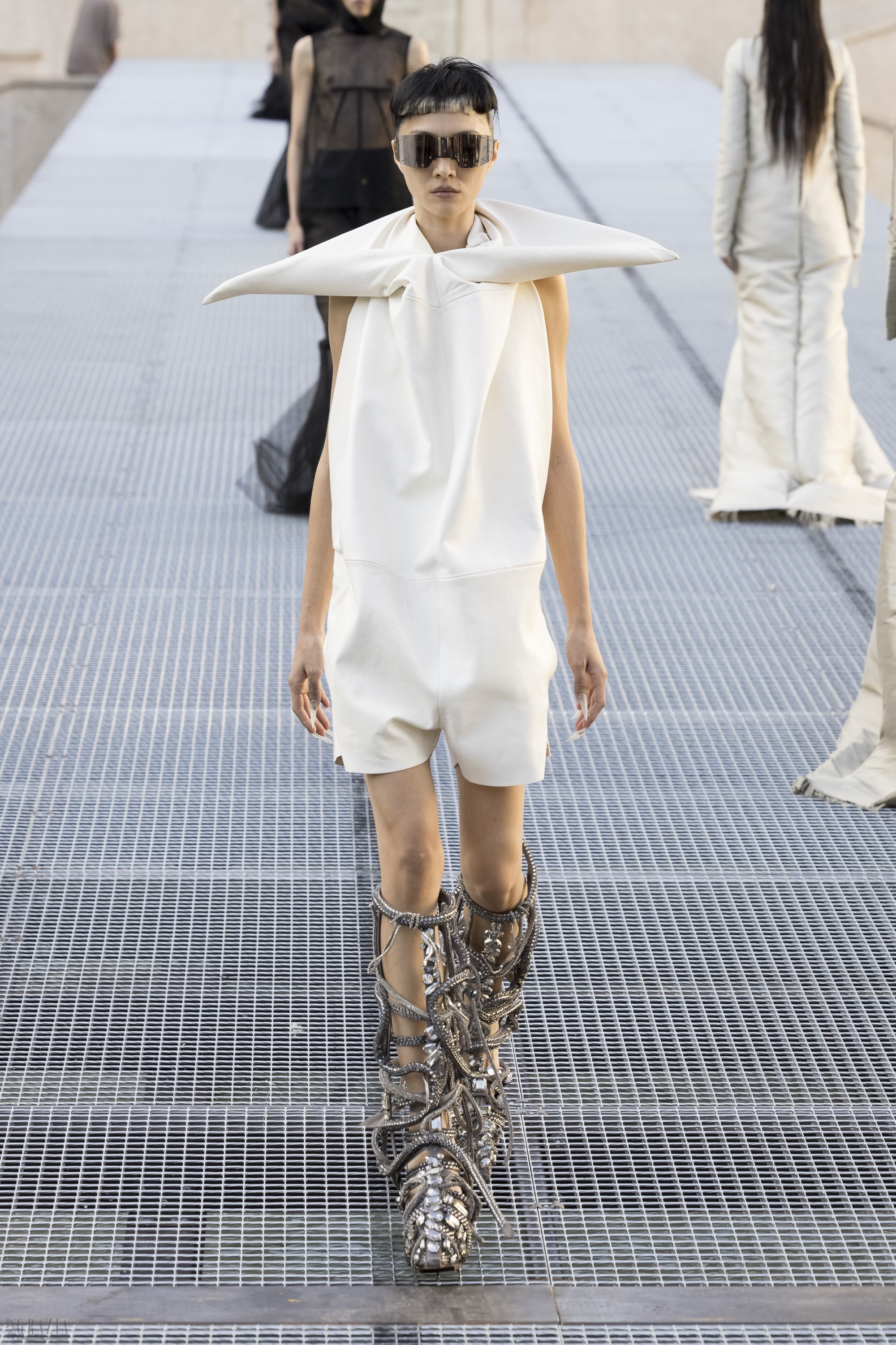 Rick-Owens-RTW-SS27-Paris-LOOK 16.jpg