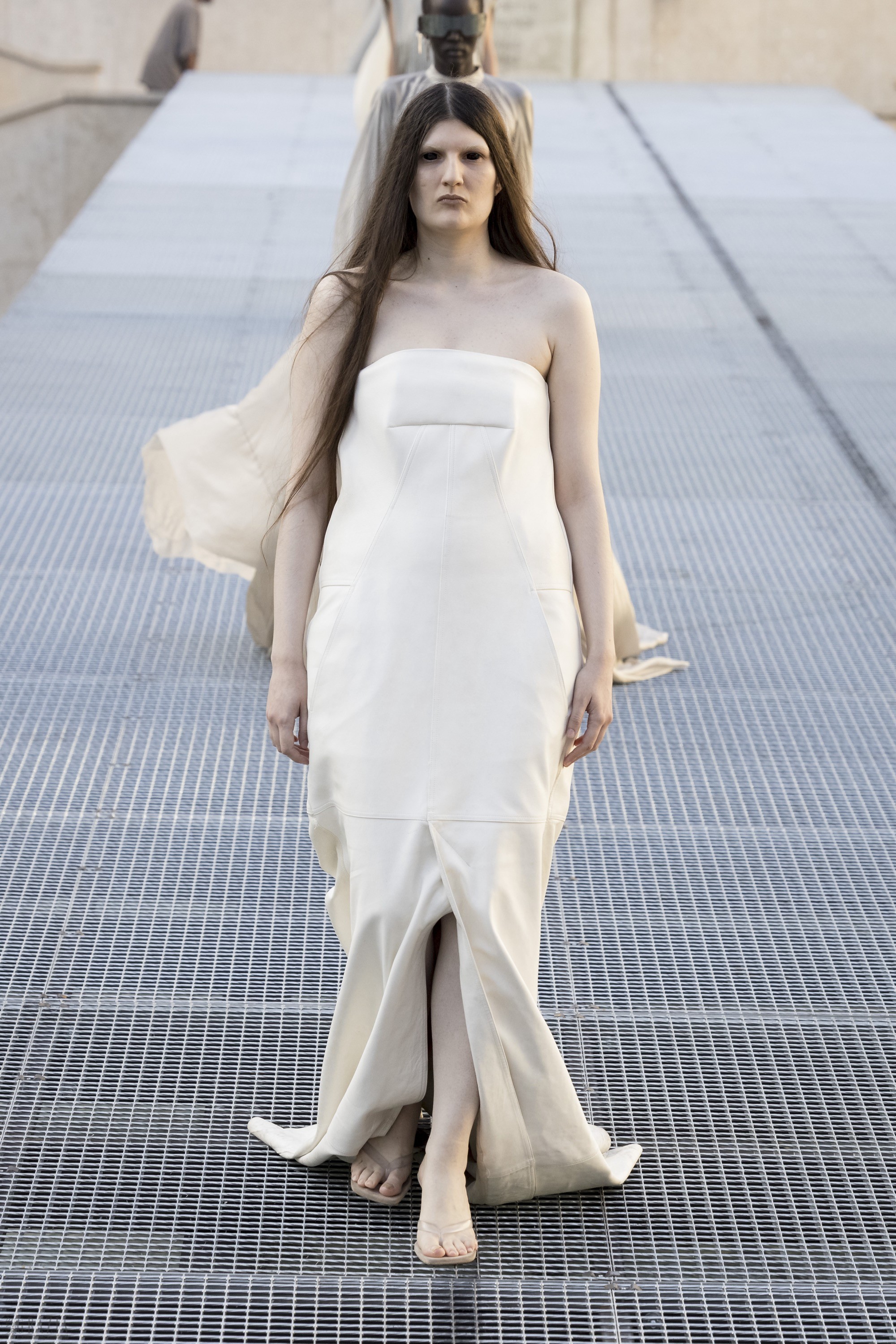 Rick-Owens-RTW-SS27-Paris-LOOK 5.jpg
