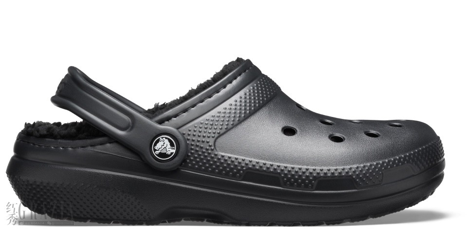 Crocs经典暖棉洞洞鞋 黑色.jpg