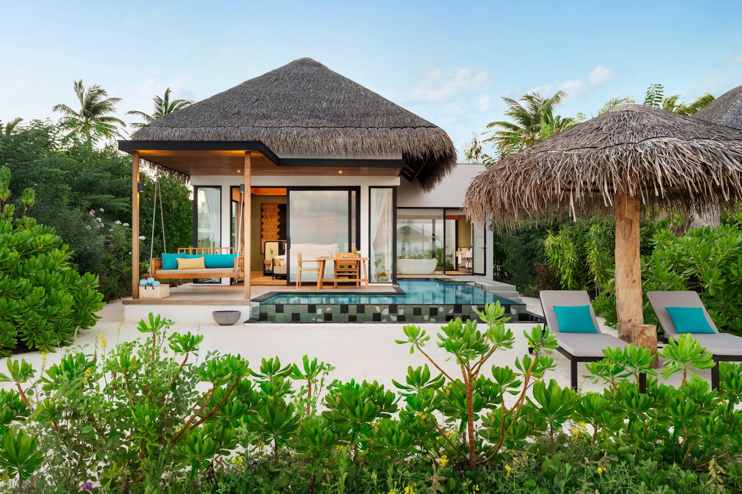 MLEAI_One-Bedroom Beach Pool Villa exterior (2).jpg