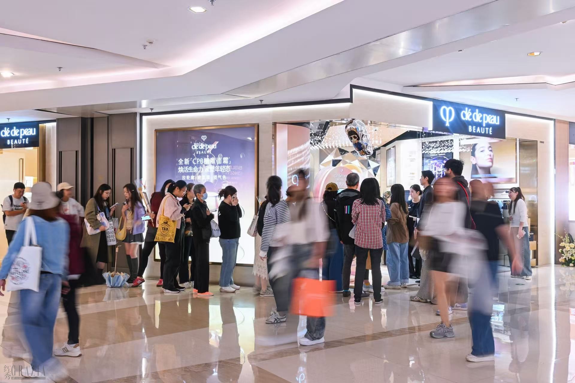 消费者热情参与各商户活动4.jpg